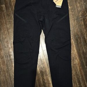 Dakine Men's Black Joggers